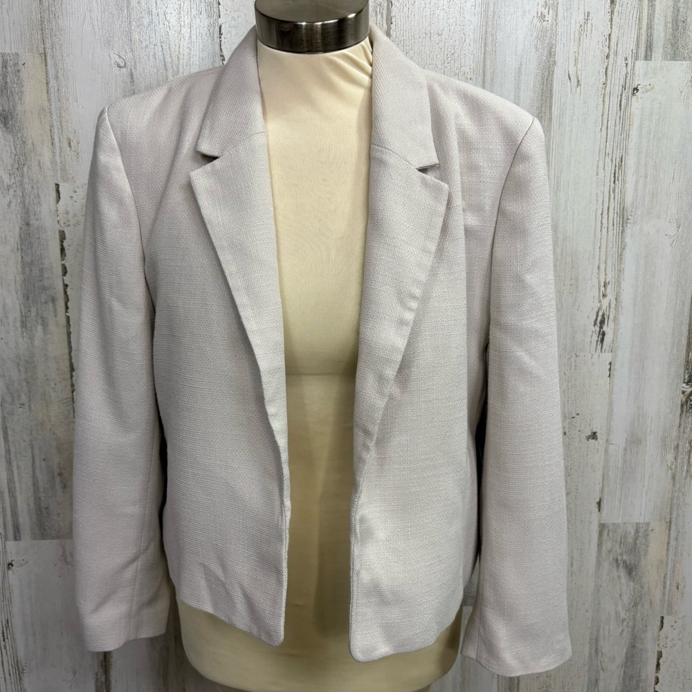 H&M Lightweight Cream Open Front Blazer